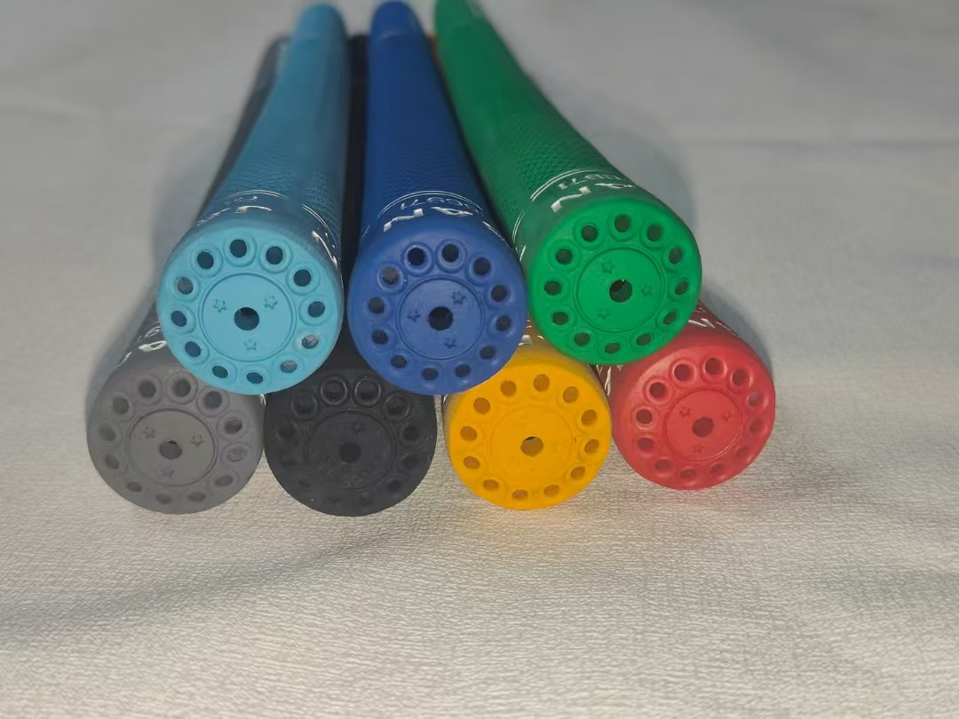 新しい 5 個セットゴルフクラブグリップ天然ゴム滑り止め快適 - Golf Equipment Holder のレビューと価格