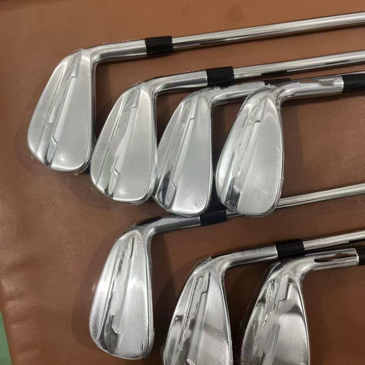 中国製90ゴルフアイアンヘッド、ラバーグリップ、鍛造ステンレ - Golf Club Iron Set のレビューと価格